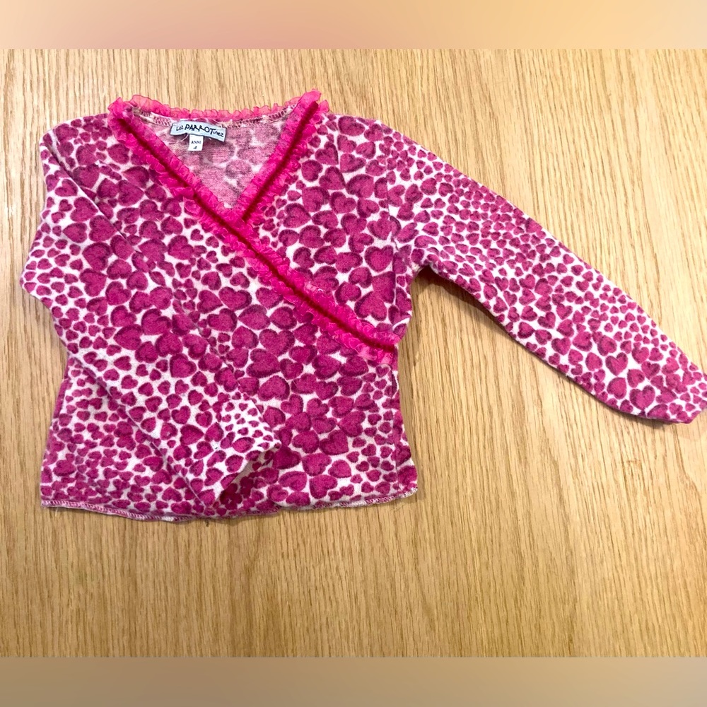 Pink heart-print Italian-made sweater with ruffles